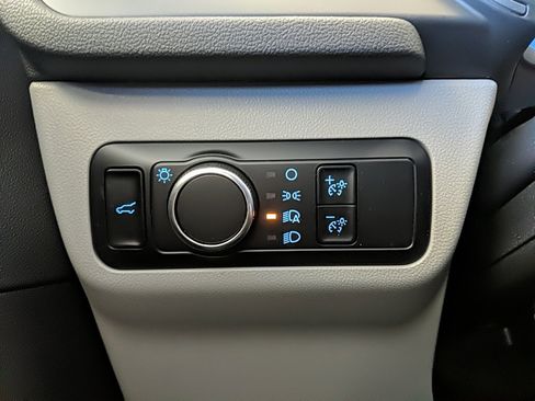 Certified 2023 Ford Escape Active w/ Tech Pack #2 image 21