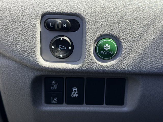 Used 2021 Honda Pilot EX image 21