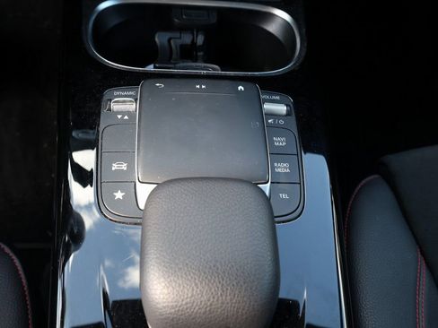 Used 2022 Mercedes-Benz A 220 4MATIC image 26