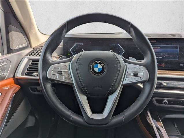 Used 2023 BMW X7 xDrive40i AWD/4WD image 15