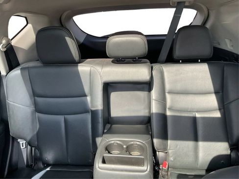 Used 2016 Nissan Murano S AWD/4WD image 14