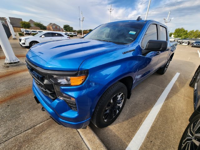 Used 2024 Chevrolet Silverado 1500 Custom RWD image 3