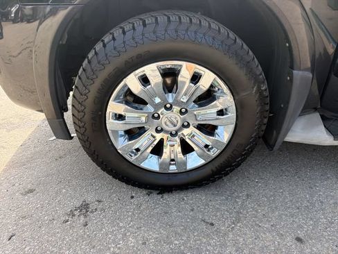 Used 2015 Nissan Armada Platinum AWD/4WD image 32
