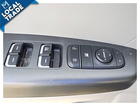 Used 2021 Kia Sportage LX FWD image 16