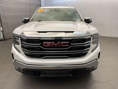 Used 2023 GMC Sierra 1500 SLT w/ SLT Premium Package image 9