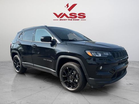 New 2026 Jeep Compass Latitude AWD/4WD image 7
