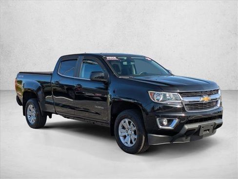 Used 2015 Chevrolet Colorado LT w/ LT Convenience Package image 3