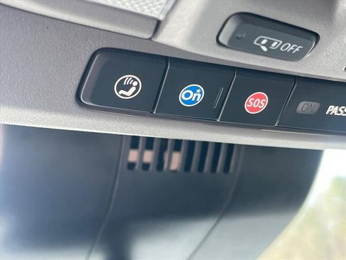 Used 2022 GMC Sierra 1500 SLT w/ SLT Premium Plus Package image 21