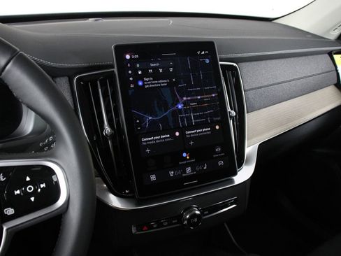 New 2026 Volvo XC90 B5 Core image 6