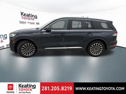 Used 2022 Lincoln Aviator Reserve w/ Elements Package Plus image 4