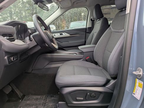 New 2026 Ford Explorer Active image 21