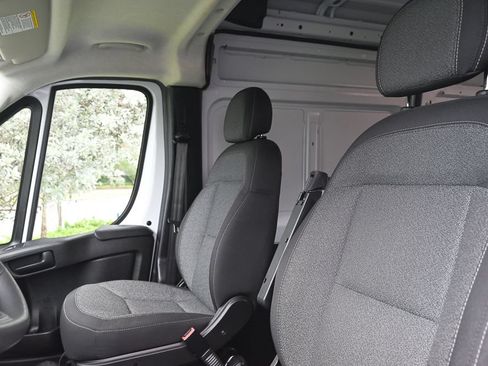 Used 2023 RAM ProMaster 2500 FWD image 15