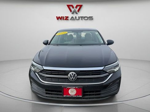 Used 2022 Volkswagen Jetta S image 2