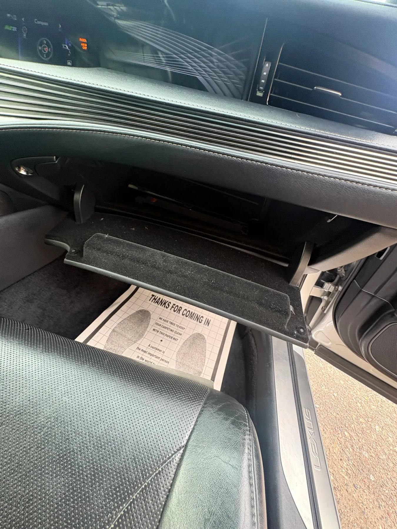 Used 2018 Lexus LS 500h AWD w/ Accessory Package (Z1) image 39