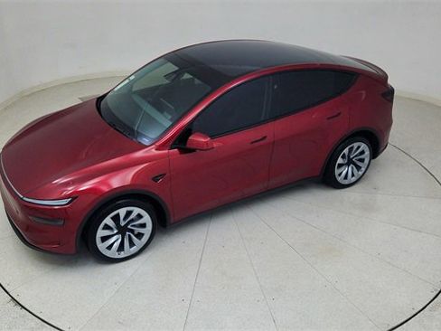 Used 2026 Tesla Model Y Long Range image 74