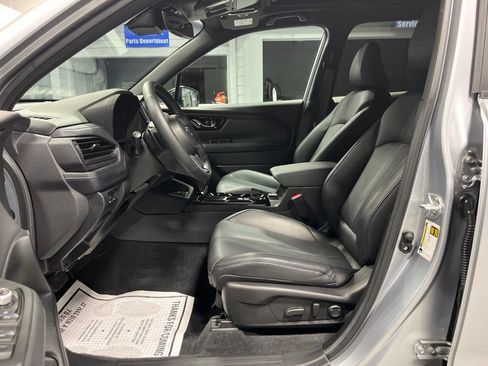 Used 2026 Subaru Forester Limited AWD/4WD image 13