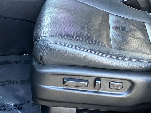 Used 2022 Honda Pilot Black Edition image 17