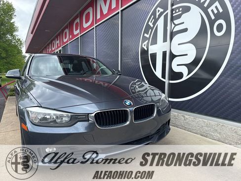 Used 2013 BMW 328i xDrive Sedan AWD/4WD image 1