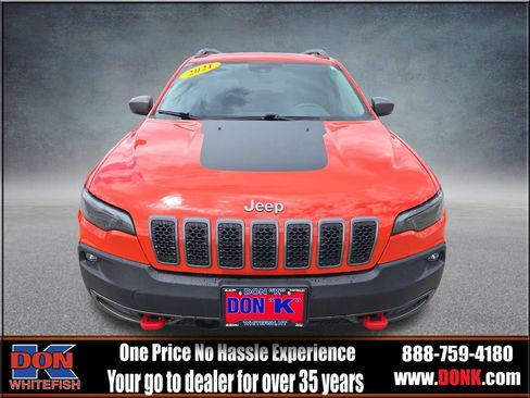 Used 2021 Jeep Cherokee Trailhawk w/ Trailer Tow Group AWD/4WD image 3