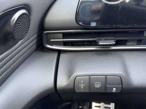New 2026 Hyundai Elantra Sport FWD image 21