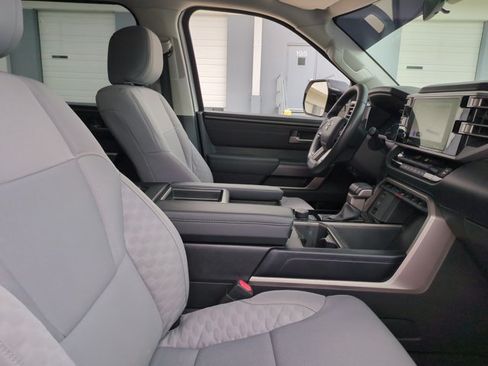 Used 2023 Toyota Tundra SR5 w/ SR5 Convenience Package RWD image 20
