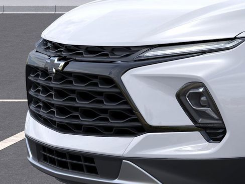 New 2026 Chevrolet Blazer LT AWD/4WD image 13