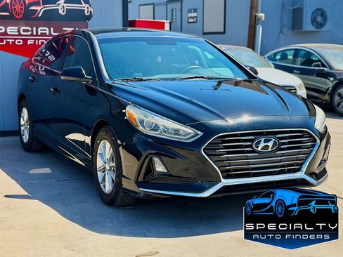 Used 2018 Hyundai Sonata SE w/ Cargo Package FWD image 3