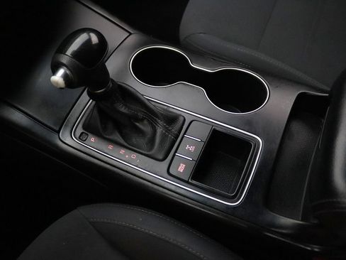 Used 2017 Kia Sorento AWD image 24