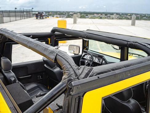 Used 2006 HUMMER H1 4-Door Open Top image 11