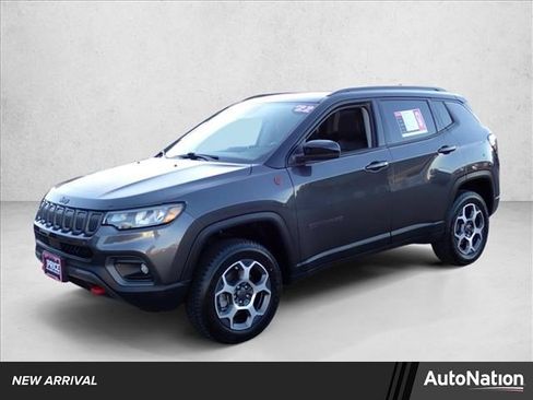 Used 2022 Jeep Compass Trailhawk w/ Sun and Sound Group AWD/4WD image 1