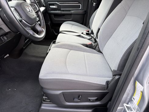 Used 2024 RAM 2500 Big Horn w/ Bed Utility Group image 10