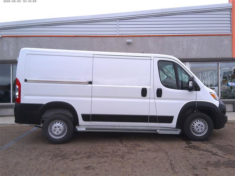 Used 2025 RAM ProMaster 2500 w/ U-Haul Equipment Group FWD image 6
