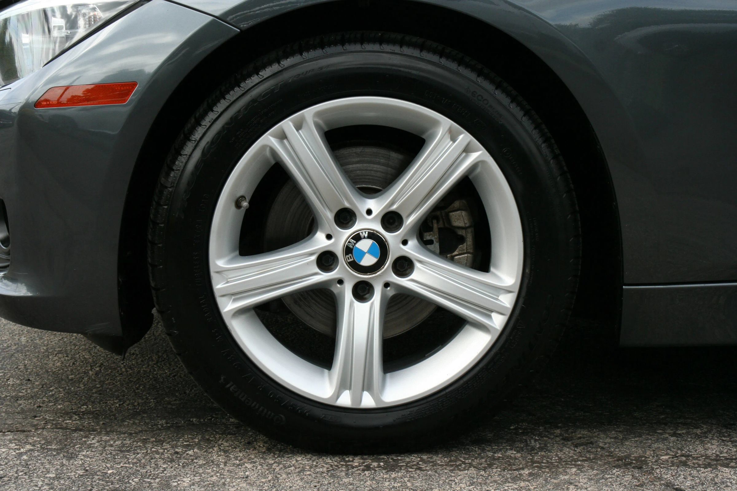 Used 2014 BMW 328d xDrive Sedan AWD/4WD image 13