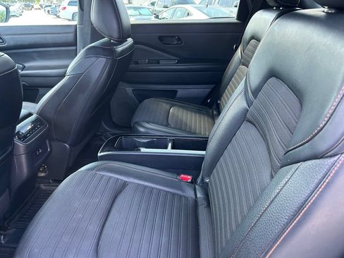 Used 2023 Nissan Pathfinder Rock Creek AWD/4WD image 16