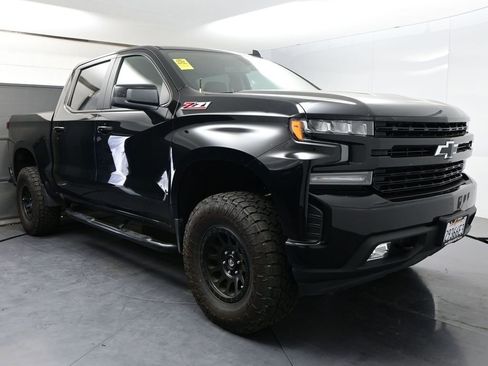 Used 2019 Chevrolet Silverado 1500 RST w/ All-Star Edition AWD/4WD image 2