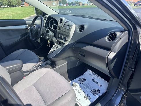 Used 2010 Toyota Matrix w/ PWR Pkg FWD image 21