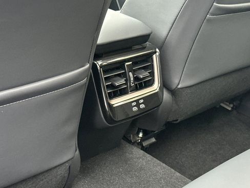 New 2026 Toyota Crown Signia Limited image 14