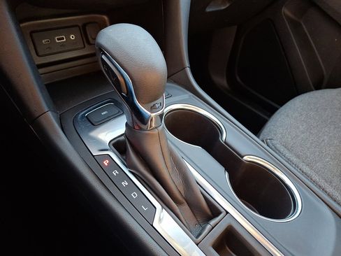 Certified 2024 Chevrolet Equinox LT image 16