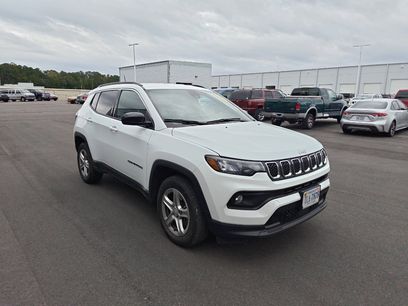 Used 2024 Jeep Compass Latitude