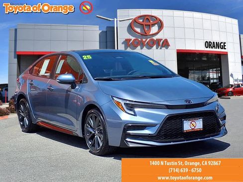 Certified 2025 Toyota Corolla XSE FWD image 1