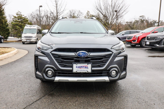 Used 2023 Subaru Outback Touring XT AWD/4WD image 2