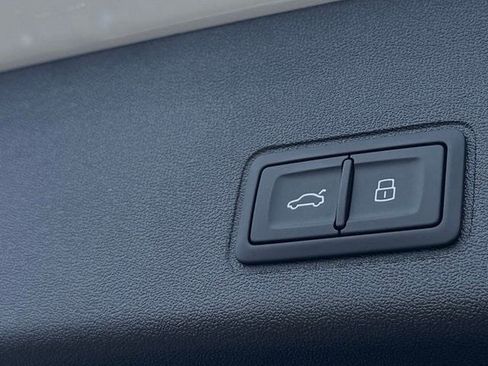 New 2026 Audi Q3 quattro 2.0T AWD/4WD image 30