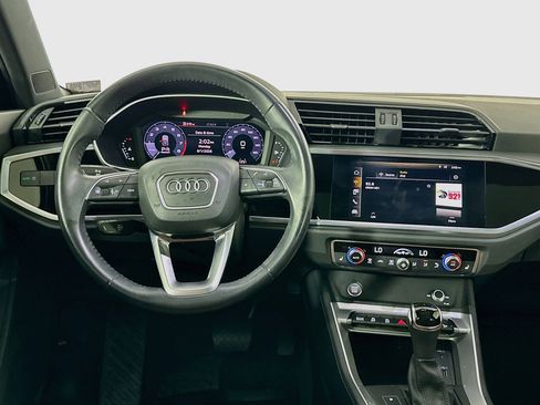 Used 2019 Audi Q3 2.0T Premium w/ Convenience Package AWD/4WD image 18