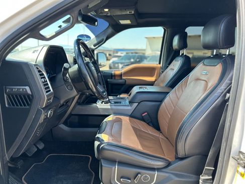 Used 2016 Ford F150 Limited image 14