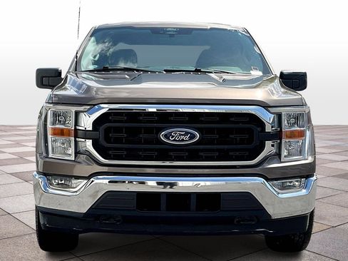 Used 2022 Ford F150 XLT w/ Trailer Tow Package AWD/4WD image 3