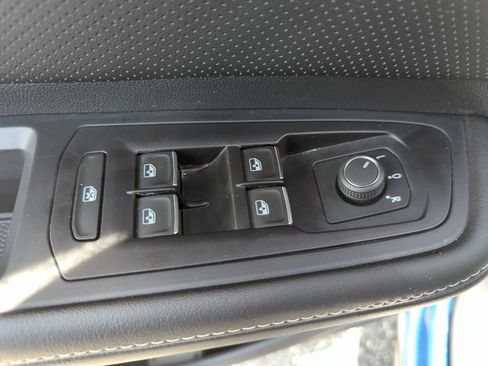 Certified 2026 Volkswagen Atlas SE FWD image 34