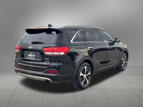 Used 2017 Kia Sorento EX image 6