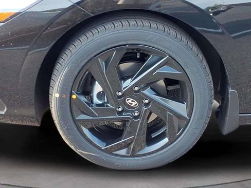New 2026 Hyundai Elantra Sport FWD image 9