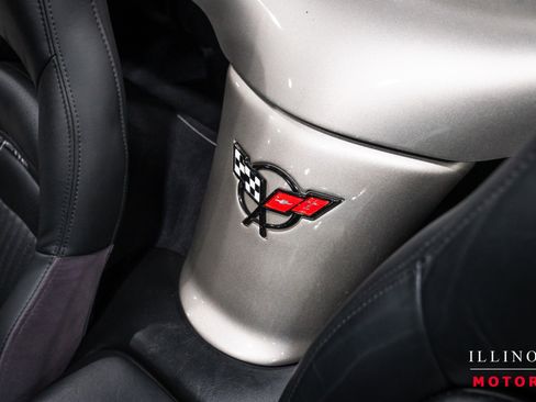 Used 2002 Chevrolet Corvette Convertible w/ Preferred Equipment Group2 image 26