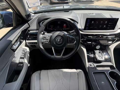Used 2026 Acura MDX w/ Advance Package AWD/4WD image 3